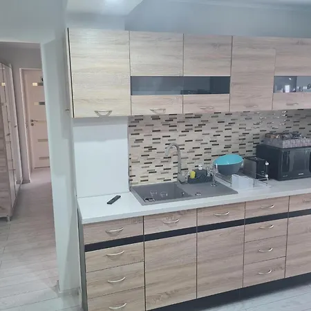 Apartamentul 32 아파트 Năvodari